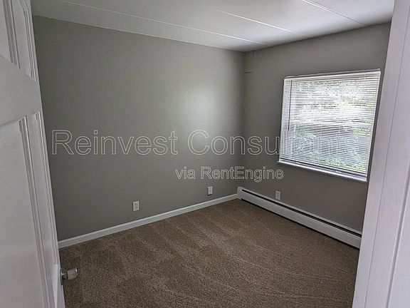 4th image of 4308 Hamilton Ave #9