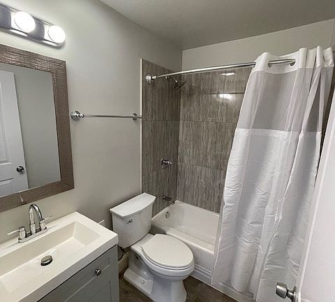5th image of 515-519 S Milwaukee Ave #11291548