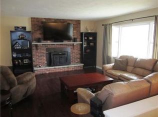 868 S Wash St, Saint albans, WV 25177