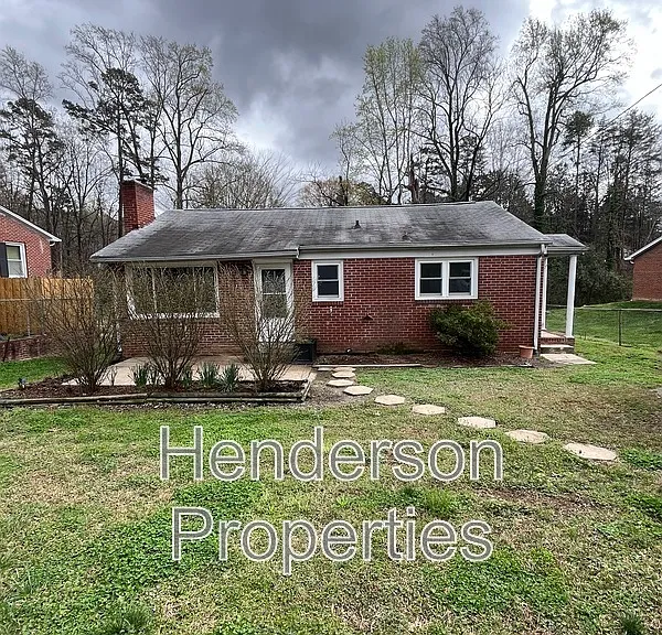 1506 Seigle Ave — Photo 1