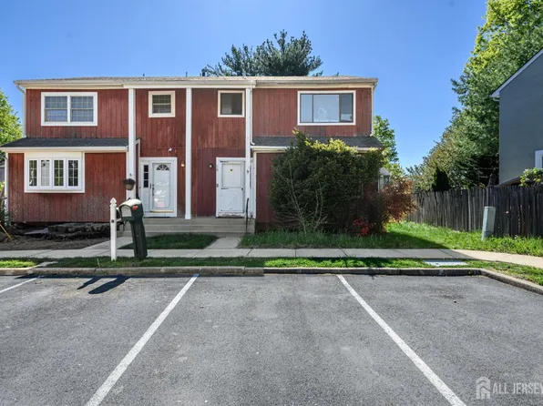38 Gary Ct, Dayton, NJ 08810