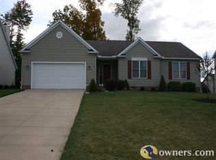 2908 Oakcrest Dr, Barberton, OH