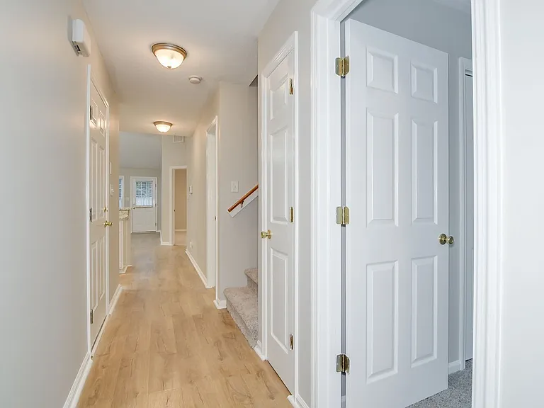 418 Northrop Pl — Photo 5