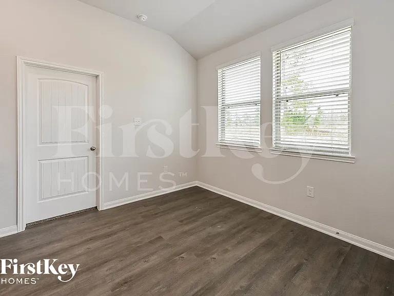 14775 Country Club Dr — Photo 13