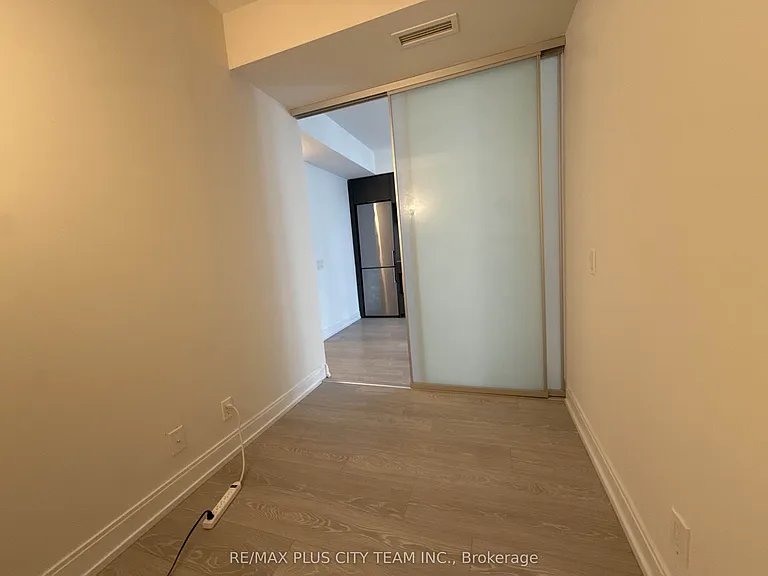 181 Dundas St E #1901 — Photo 13