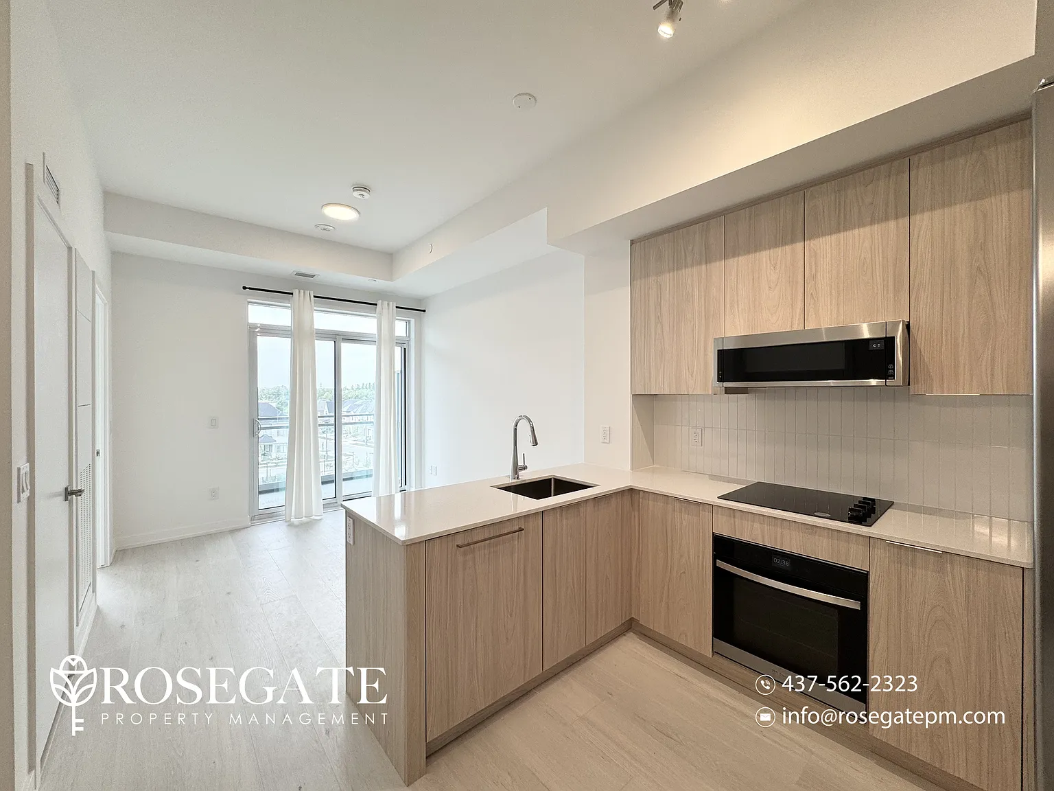 2501 Saw Whet Boulevard Oakville — Photo 4