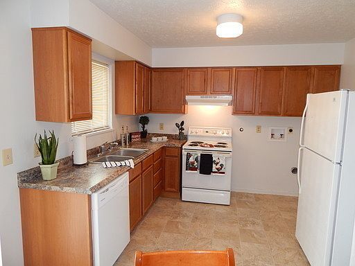 2nd image of 4607 Waynedale Cir