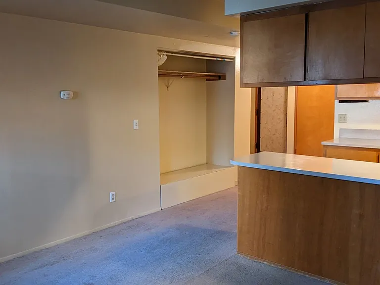 4105 Brooklyn Ave. NE Seattle, WA 98105 — Photo 5