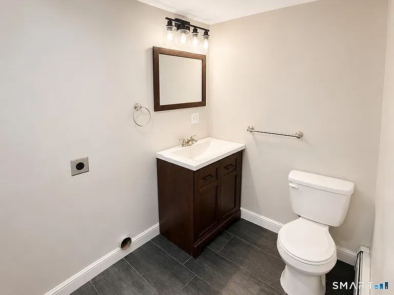 53 Prospect St #1R — Photo 6