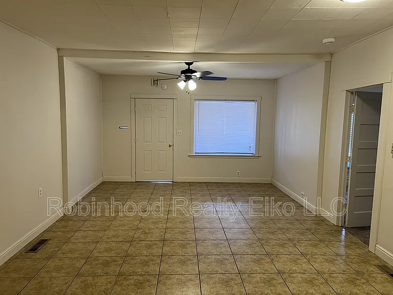 533 8th St #1 — Photo 5
