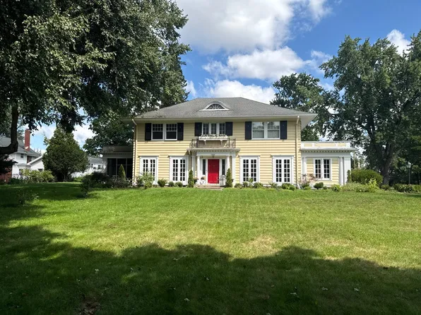 1300 W Franklin St, Jackson, MI 49203