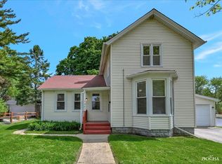 321 Fulton St, West Chicago, IL 60185