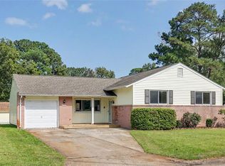 125 Pennwood Dr, Hampton, VA 23666