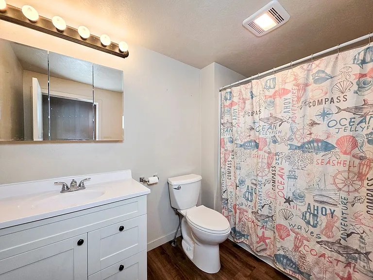 1208 Koenigstein Ave — Photo 8