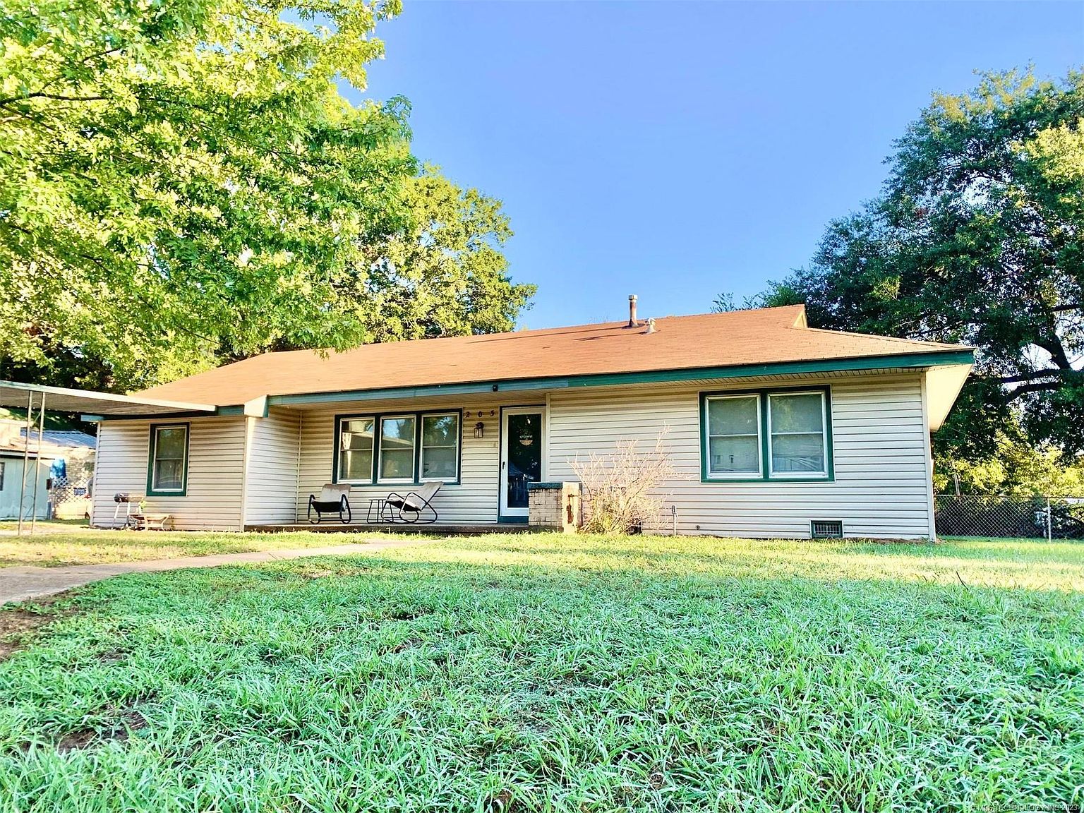 203 NE C St, Stigler, OK 74462 Zillow