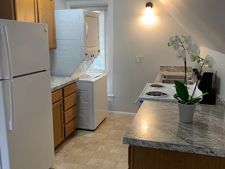 28 N Jefferson St — Photo 11