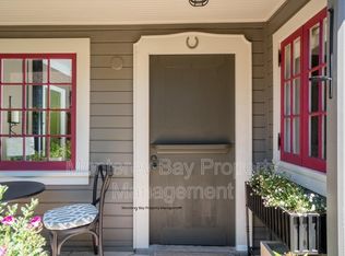 515 Dickman Ave, Monterey, CA 93940