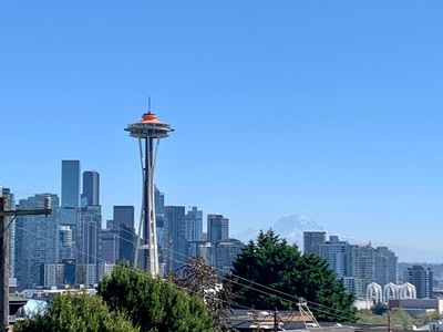 1001 Queen Anne Ave N APT 302, Seattle, WA, 98109