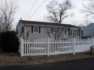 232 Sargent St, Warwick, RI 02888