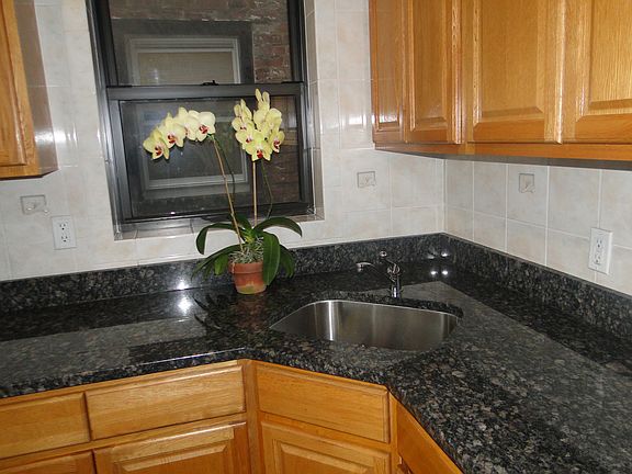 2nd image of 50-60 43rd St #2