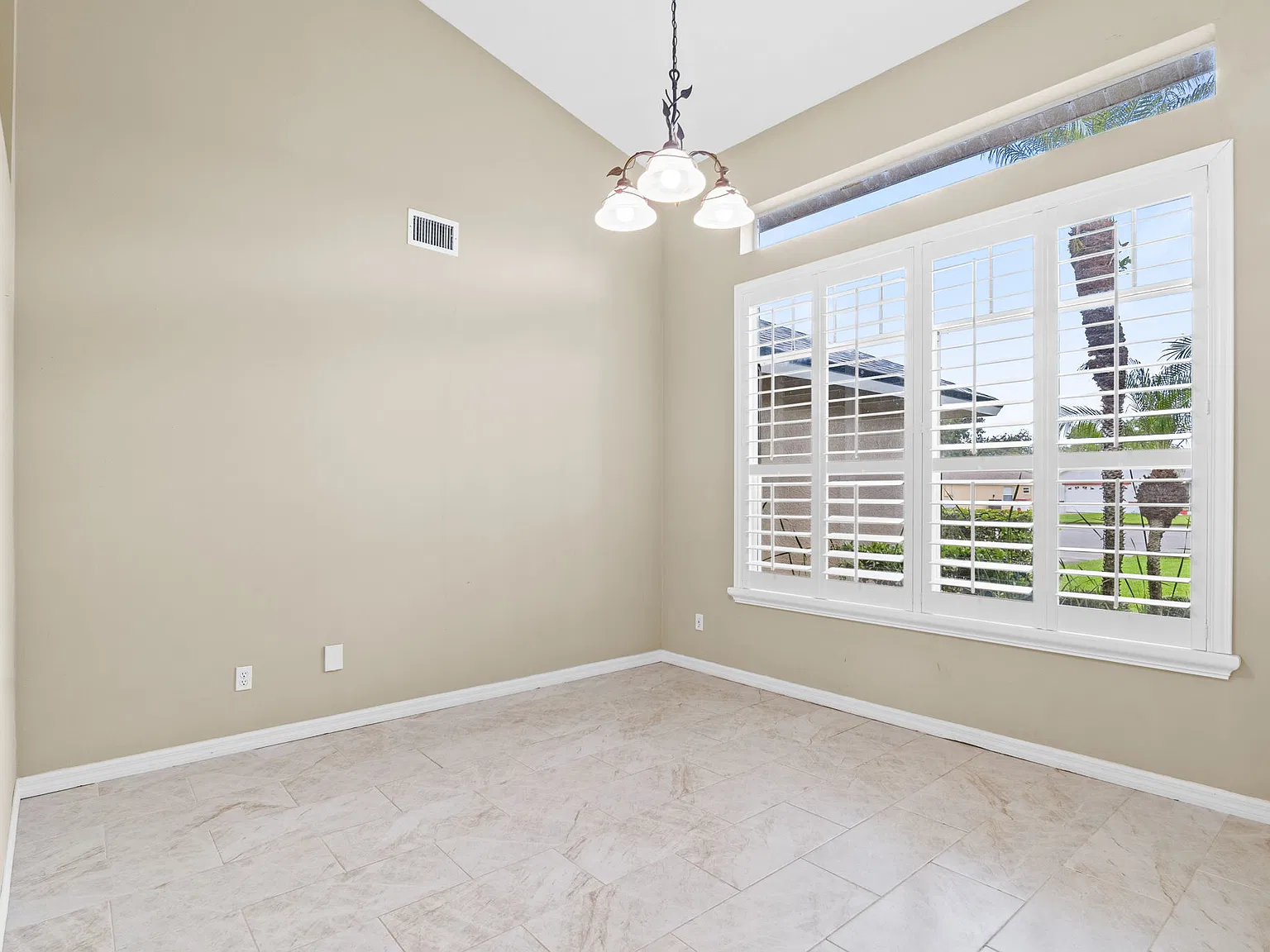 3 bed, 1811 sqft, $2,900 — Photo 4