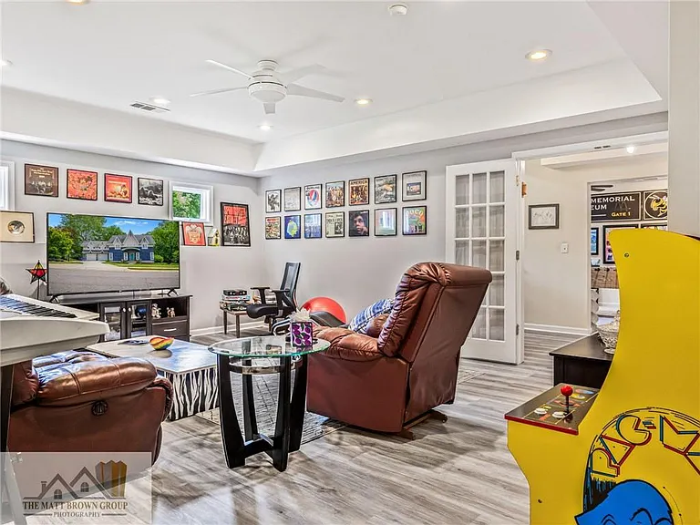 5177 Stratham Dr — Photo 22
