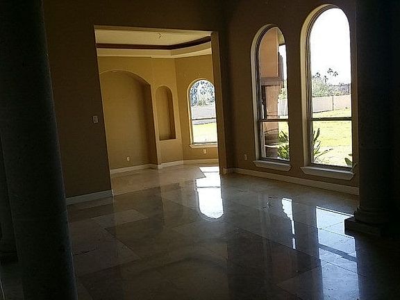 5th image of 301 Eagle Ave