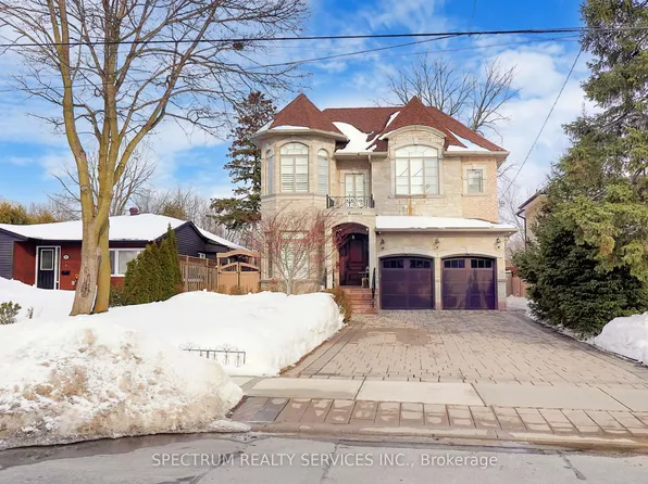 223 Lennox Ave, Richmond Hill, ON L4C 2A4