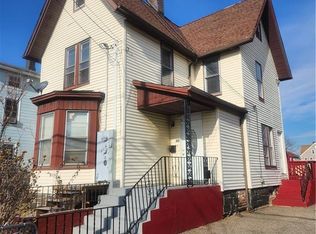 141 Hicks St #2, Bridgeport, CT 06608