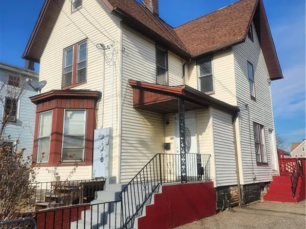 141 Hicks St #2, Bridgeport, CT 06608