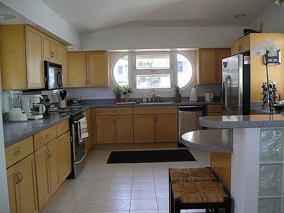 Huge kitchen