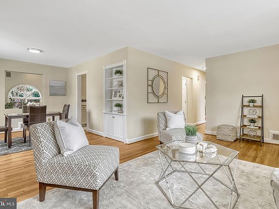 3rd image of 4607 Kling Dr