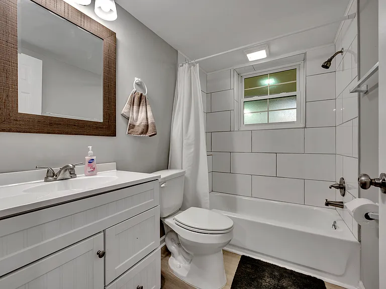 115 Elm St #101 — Photo 5