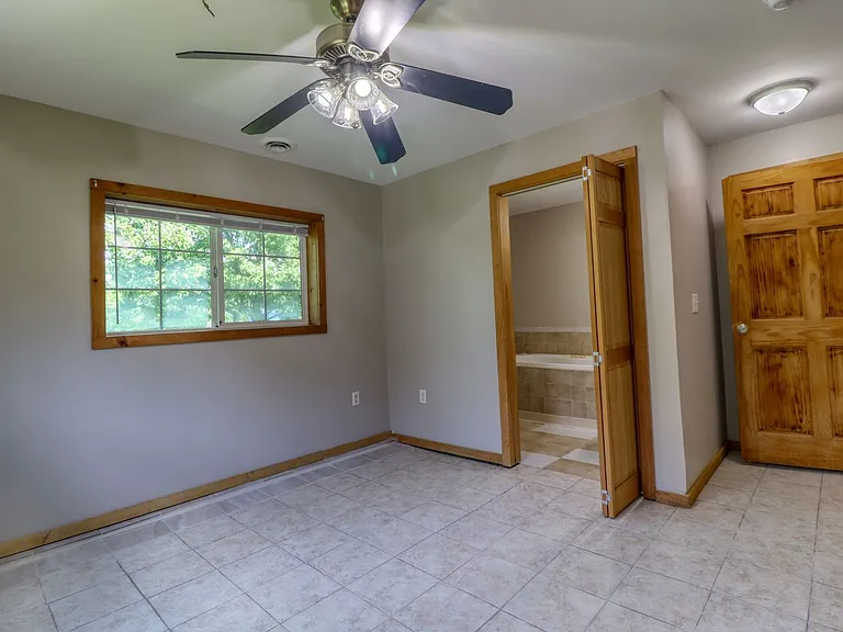 10066 Point Rock Rd — Photo 24