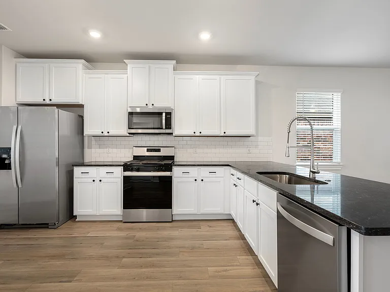 All kitchen appliances come included.