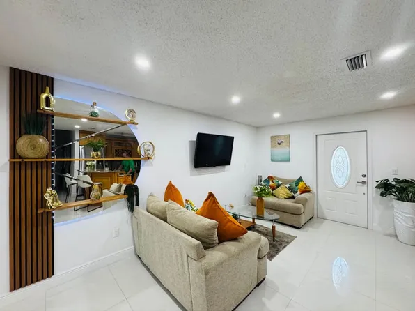 (undisclosed Address), Miami, FL 33182