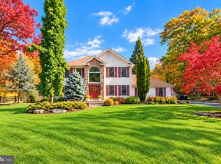 2548 Pine Mountain Rd, Stroudsburg, PA 18360