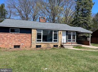 2075 Knob Hill Rd, York, PA 17403