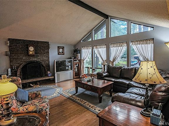 3rd image of 2645 SE Kerri Ct