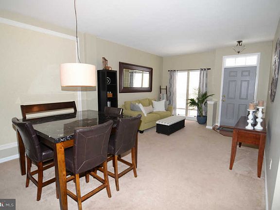 5th image of 53 N Savanna Dr