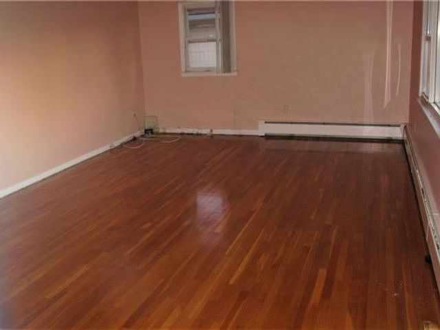 2nd image of 23 Duryea Ave