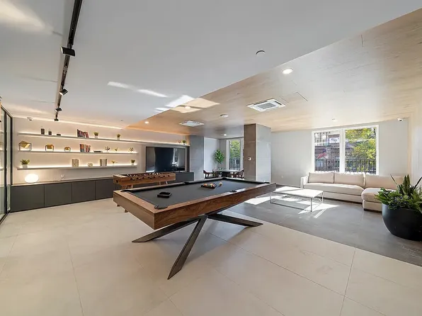 931 Carroll Street image 12 of 27