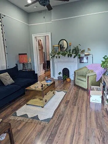 2 bed, 1.0 bath, 915 sqft, $1,650 — Photo 4