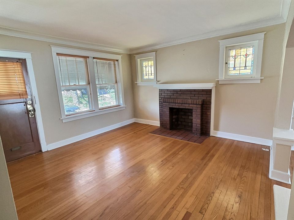 1st image of 3651 Bowen St #1B