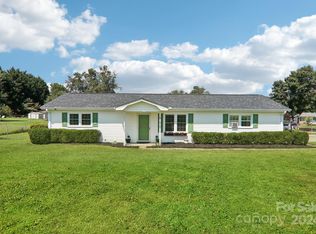 201 Anon Dr, Inman, SC 29349