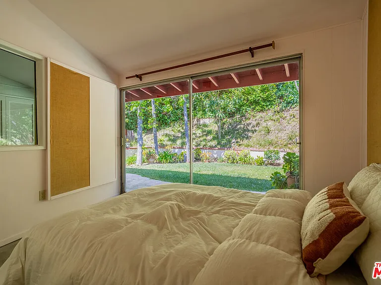 2524 Laurel Pass — Photo 44
