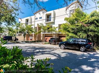 207 NE 13th Ave, Fort Lauderdale, FL 33301