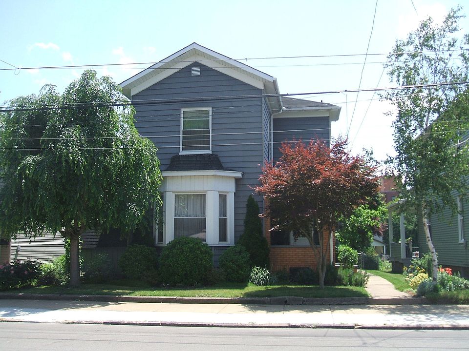 2 story-4br/3br-1.5bath