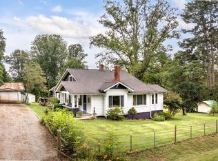 41 Lindsey Rd, Candler, NC 28715