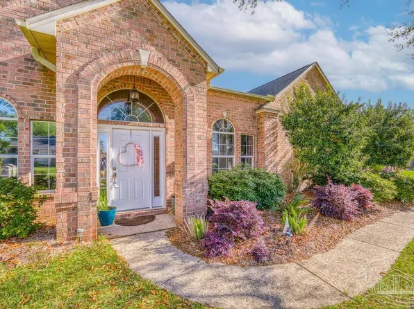 3074 Killarney Dr, Pace, FL 32571